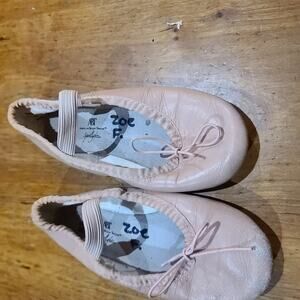 American Ballet Theatre ABT Spotlights Rose Pink Ballet Slippers Girls Size 8.5